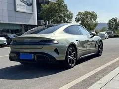 2024 Xiaomi SU7 RWD Long Range Smart Driving, зелёный — фото 3