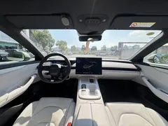 2024 Xiaomi SU7 RWD Long Range Smart Driving, зелёный — фото 5