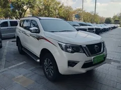 2020 Nissan Terra 2.5L XL Upper AT 2WD Luxury, белый — фото 4