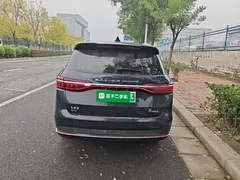 2022 BYD Song Max DM-i PHEV 105km Flagship, синий — фото 6