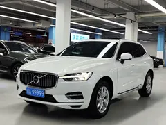 2021 Volvo XC60 4WD Luxury, белый — фото 1