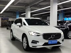 2021 Volvo XC60 4WD Luxury, белый — фото 3