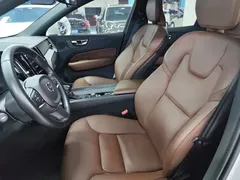 2021 Volvo XC60 4WD Luxury, белый — фото 6