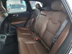 2021 Volvo XC60 4WD Luxury, белый — фото 7