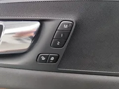 2021 Volvo XC60 4WD Luxury, белый — фото 9