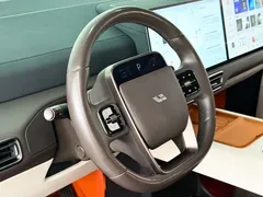 2024 Li Auto MEGA Ultra, белый — фото 12