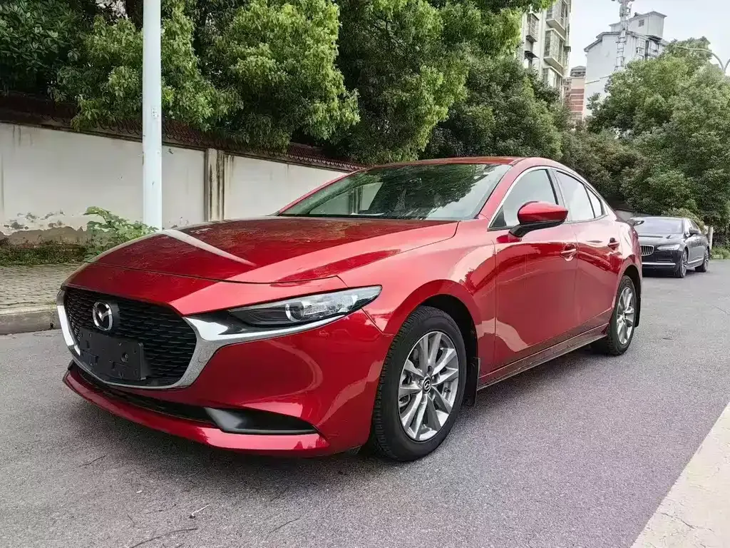 2021 Mazda 3 1.5L AT