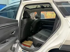 2023 Hyundai Tucson L 1.5T AT 2WD DLX Luxury, белый — фото 9