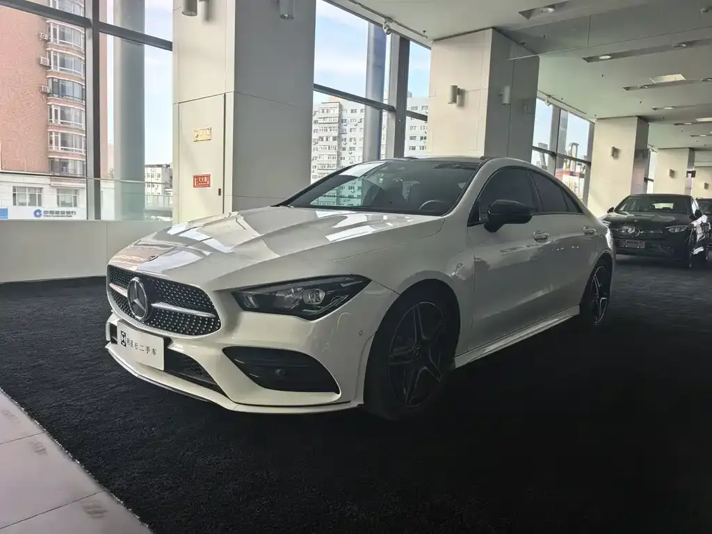 2021 Mercedes-Benz CLA 200 4MATIC