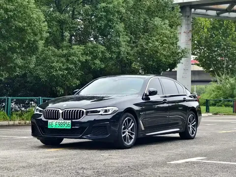 2022 BMW 5 Series 535Le PHEV M Sport Package