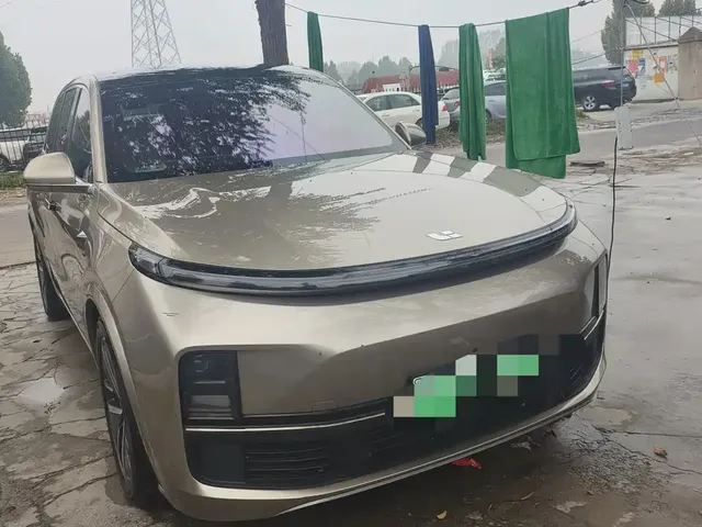 2024 Li Auto L8