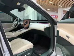 2026 Xiaomi YU7 RWD Standard — фото 16