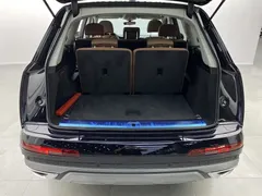 2021 Audi Q7 55 TFSI quattro S line Sport, чёрный — фото 2