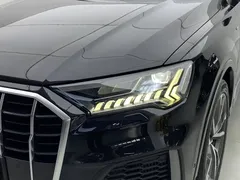 2021 Audi Q7 55 TFSI quattro S line Sport, чёрный — фото 4
