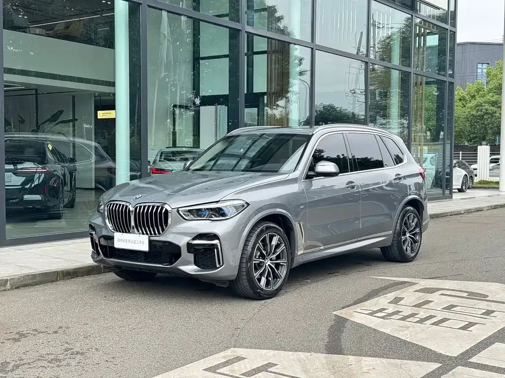 2022 BMW X5 30Li Premium M Sport Package