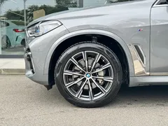 2022 BMW X5 30Li Premium M Sport Package — фото 3