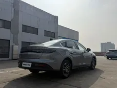 2025 BYD Seal 05 PHEV 120KM Smart Driving Flagship — фото 9