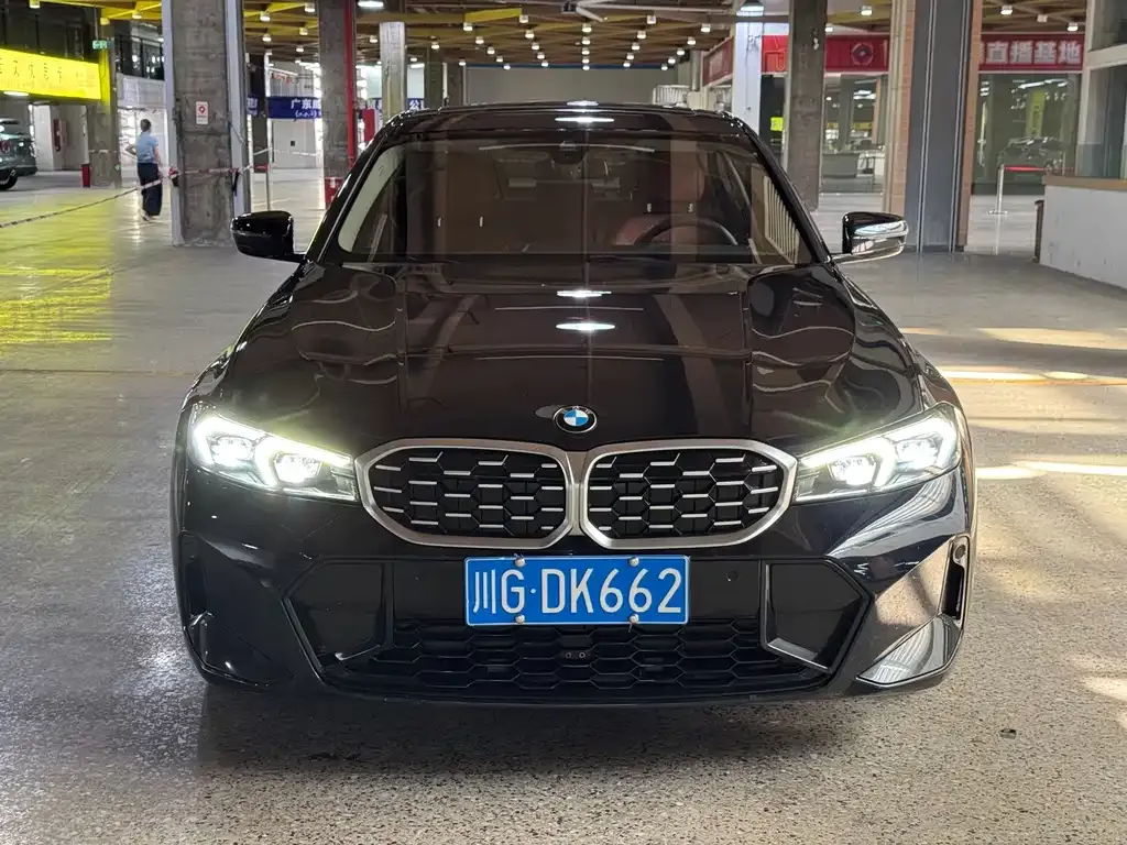 2024 BMW 3 Series 325i M Sport Package
