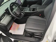 2025 BYD Qin PLUS DM-i PHEV Smart Driving 55km Leading, белый — фото 15