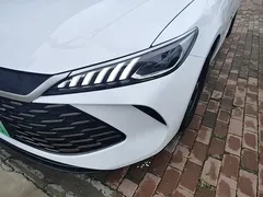 2025 BYD Qin PLUS DM-i PHEV Smart Driving 55km Leading, белый — фото 24