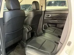 2020 Mitsubishi Outlander 2.0L 2WD 5-seat, белый — фото 10