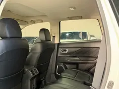2020 Mitsubishi Outlander 2.0L 2WD 5-seat, белый — фото 11