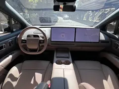 2025 Li Auto i6 4WD Standard, белый — фото 7
