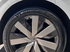 2025 Li Auto i6 4WD Standard, белый — фото 9