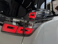 2020 Toyota Vellfire 2.5L Hybrid HV Premium, белый — фото 12