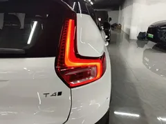 2022 Volvo XC40 4WD Fashion, белый — фото 8