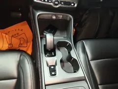 2022 Volvo XC40 4WD Fashion, белый — фото 14