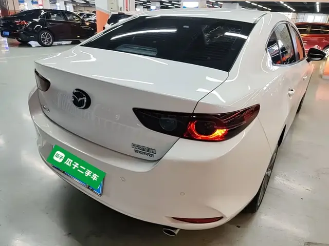 2021 Mazda 3 2.0L AT