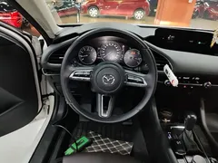 2021 Mazda 3 2.0L AT, белый — фото 11