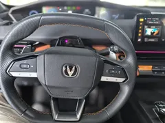 2023 Changan UNI-V 1.5T Sport, белый — фото 11