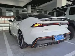 2023 Changan UNI-V 1.5T Sport, белый — фото 18