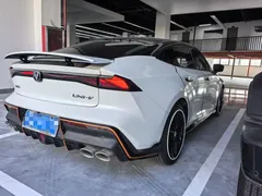 2023 Changan UNI-V 1.5T Sport, белый — фото 20
