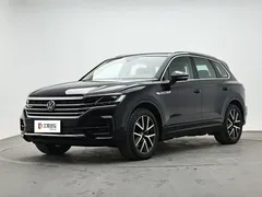 2021 Volkswagen Touareg 3.0TSI Black Sport Package, чёрный — фото 1