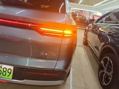 2025 BYD Song Pro 2nd Gen Smart Driving DM-i PHEV 75km Leading — фото 8