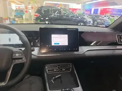 2025 BYD Song Pro 2nd Gen Smart Driving DM-i PHEV 75km Leading — фото 10