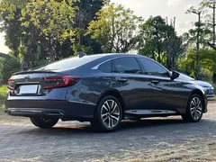 2022 Honda Accord 2.0L Hybrid — фото 9