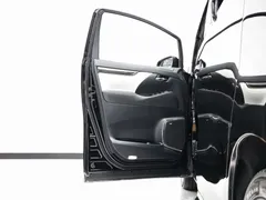 2020 Lexus LM 300h 4, чёрный — фото 9