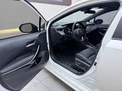 2022 Toyota Levin Hybrid 1.8H E-CVT Luxury, белый — фото 7