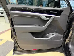 2020 Volkswagen Touareg 3.0TSI, чёрный — фото 5