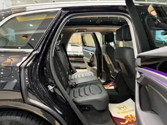2020 Volkswagen Touareg 3.0TSI, чёрный — фото 9
