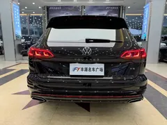 2020 Volkswagen Touareg 3.0TSI, чёрный — фото 28