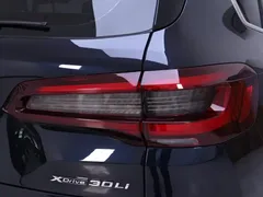 2022 BMW X5 30Li Premium M Sport Package, чёрный — фото 9