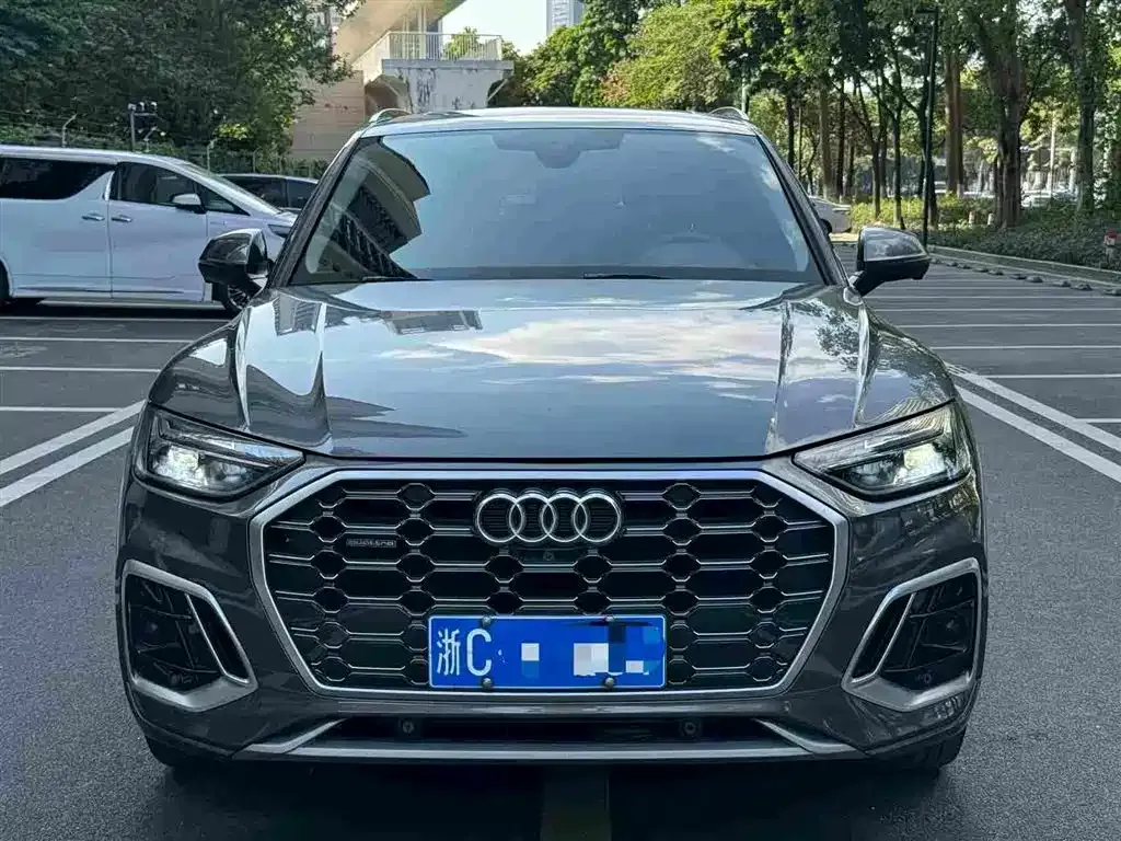 2021 Audi Q5L 40 TFSI Luxury Sport