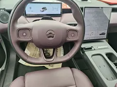 2024 Nio ET5T 75kWh Touring, белый — фото 10