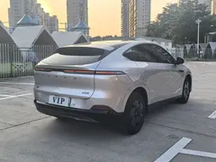 2025 Xpeng G6 625 Long Range Max Tech EV — фото 7