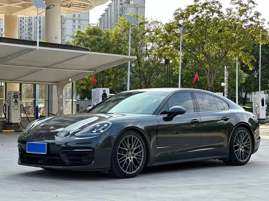 2023 Porsche Panamera 2.9T